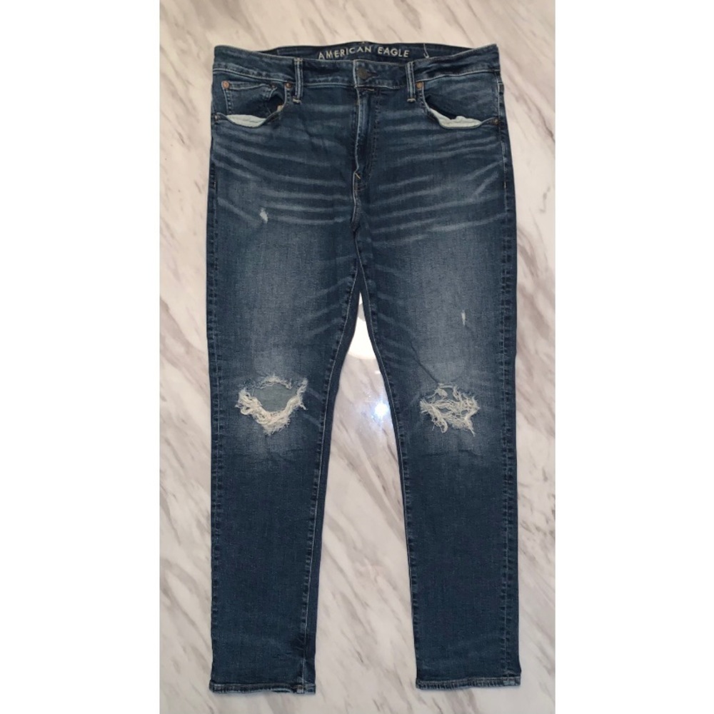 American Eagle Slim Straight Jeans (Size 36x32)